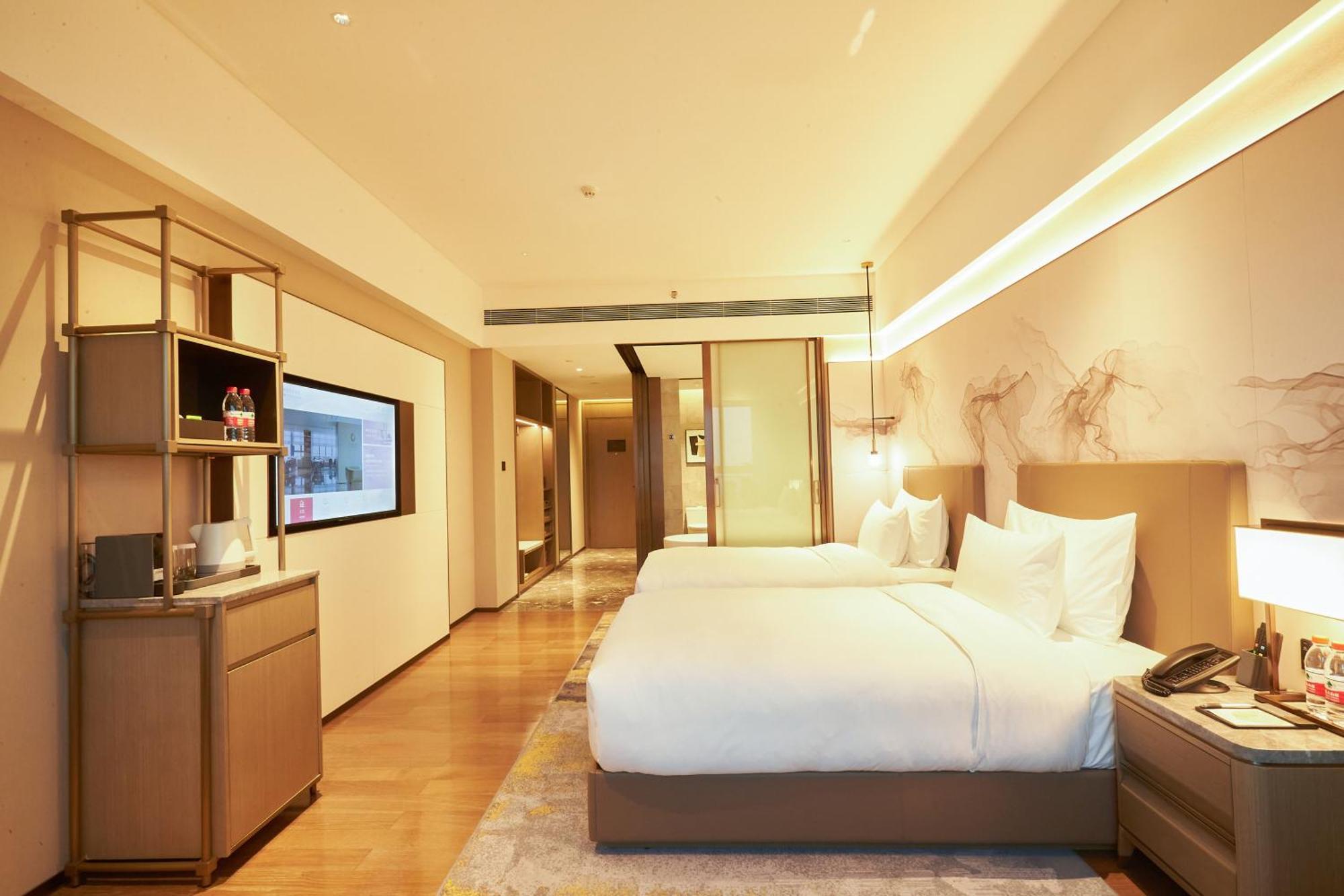 Guangzhou Pazhou Ln Dongfang Hotel-Free Shuttle Bus To The Pazhou Convention Complex During Canton Fair Period Exterior foto