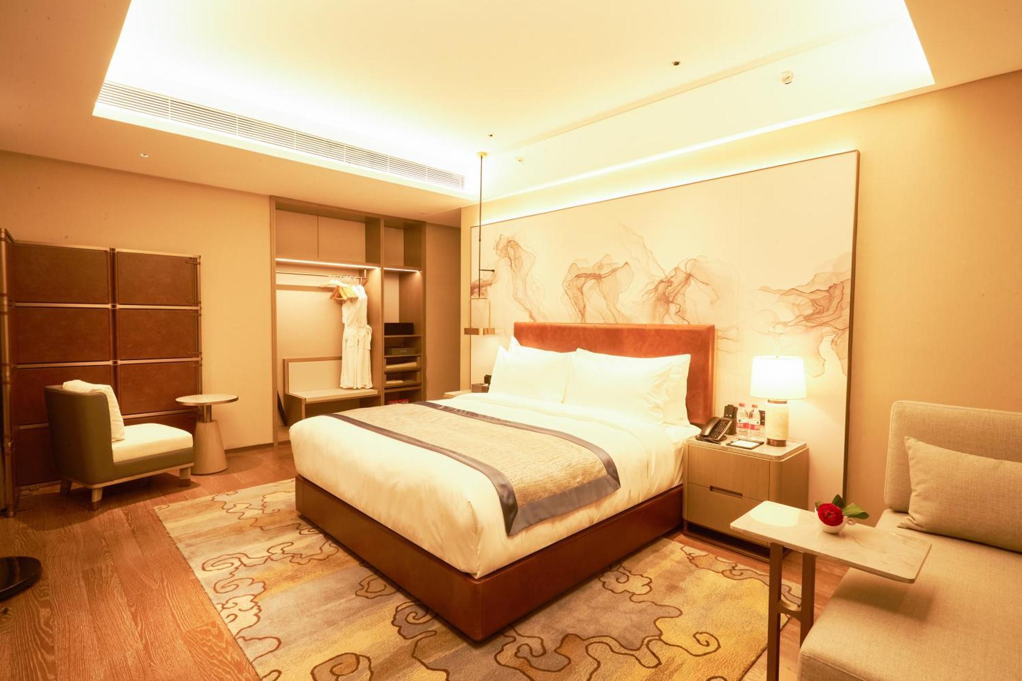 Guangzhou Pazhou Ln Dongfang Hotel-Free Shuttle Bus To The Pazhou Convention Complex During Canton Fair Period Exterior foto