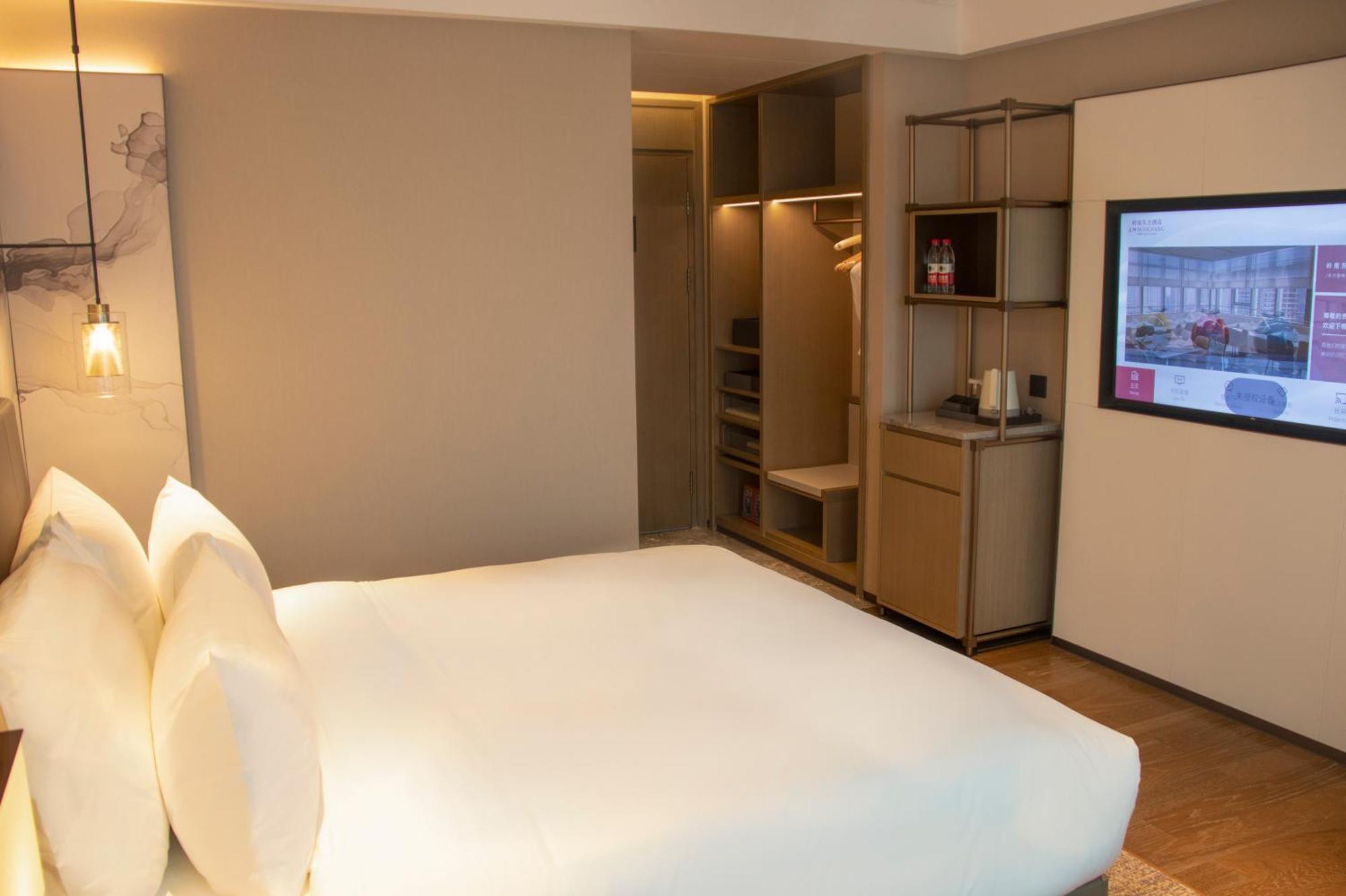 Guangzhou Pazhou Ln Dongfang Hotel-Free Shuttle Bus To The Pazhou Convention Complex During Canton Fair Period Exterior foto